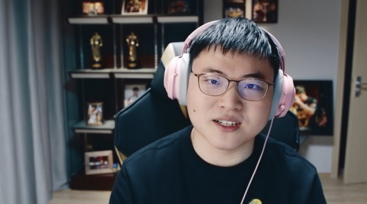 Uzi迎来三赛季高光表现，切尔西球迷沸腾！
